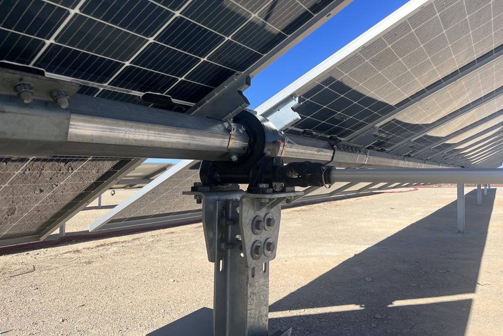 PVHardware Supplies Record Solar Trackers for Bundaberg Farm